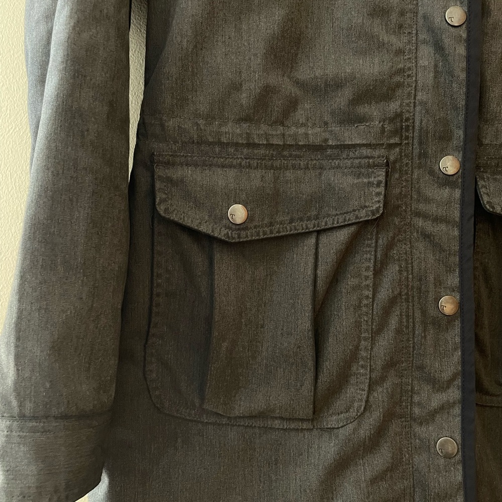 Toad & Co Women’s Bancroft Insulated Parka in excellent condition - Picture 6 of 10
